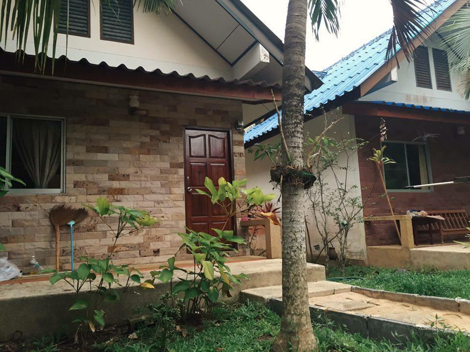 Coconut Bungalow Hotel Nai Yang Exterior photo